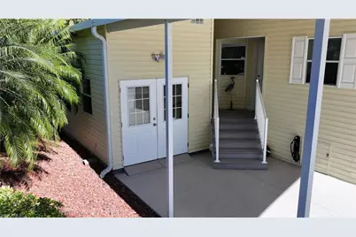 10015 Parkwood Dr, Fort Myers, FL 33905 - Photo 11