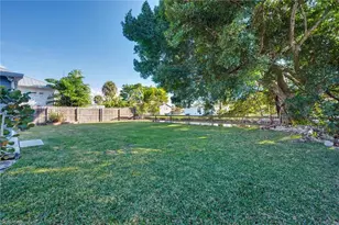 2432 Lake Ave, Naples, FL 34112 - Photo 25