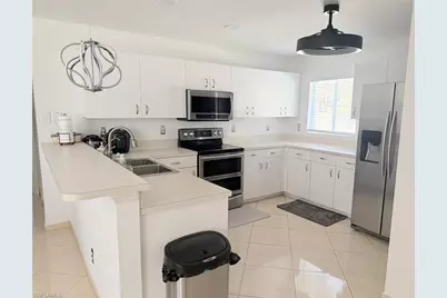 4745 26th Ave SE, Naples, FL 34117 - Photo 7