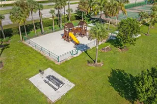 193 Santa Clara Dr, Naples, FL 34104 - Photo 33