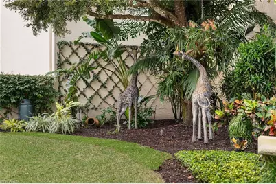7849 Via Vecchia, Naples, FL 34108 - Photo 31