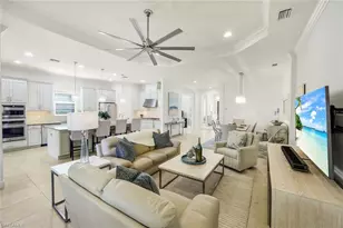 9539 Campanile Cir, Naples, FL 34114 - Photo 7