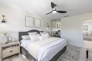 5002 Ventura Ct, Naples, FL 34109 - Photo 5