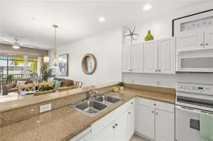 7940 Mahogany Run Ln, Naples, FL 34113 - Photo 5