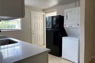 2084 Monroe Ave, Naples, FL 34112 - Photo 5