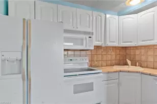 457 Tallwood St, Marco Island, FL 34145 - Photo 9