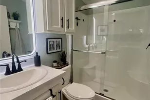 1079 Diamond Lake Cir, Naples, FL 34114 - Photo 25