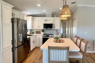 1079 Diamond Lake Cir, Naples, FL 34114 - Photo 11