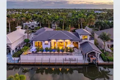 425 15th Ave S, Naples, FL 34102 - Photo 3