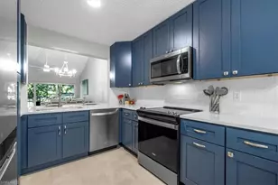 280 Timber Lake Cir, Naples, FL 34104 - Photo 9