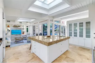 210 Central Ave, Naples, FL 34102 - Photo 11