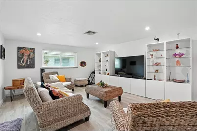3571 Santiago Way, Naples, FL 34105 - Photo 17