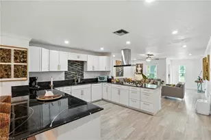 3571 Santiago Way, Naples, FL 34105 - Photo 11