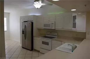 2350 Hidden Lake Ct, Naples, FL 34112 - Photo 5