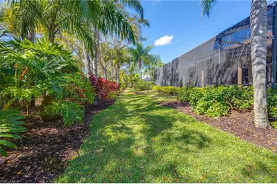 8862 Shenendoah Cir, Naples, FL 34113 - Photo 43