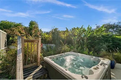 4 Colonial Dr, Naples, FL 34112 - Photo 35