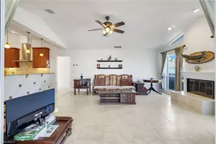 1819 Princess Ct, Naples, FL 34110 - Photo 5