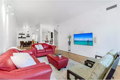 863 9th Ave S #202, Naples, FL 34102 - Photo 9