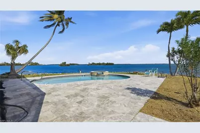 266 Curlew St, Fort Myers Beach, FL 33931 - Photo 43