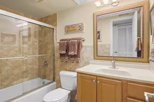 10482 Gulf Shore Dr, Naples, FL 34108 - Photo 21