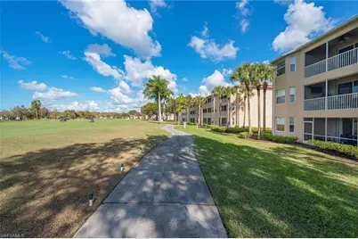 2720 Cypress Trace Cir #2919, Naples, FL 34119 - Photo 3