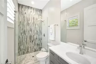 680 Wedge Dr, Naples, FL 34103 - Photo 21