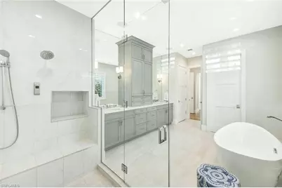 680 Wedge Dr, Naples, FL 34103 - Photo 15