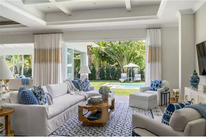 680 Wedge Dr, Naples, FL 34103 - Photo 3