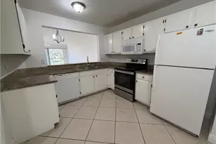 1392 Churchill Cir, Naples, FL 34116 - Photo 9