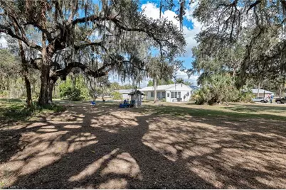 4003 S Edgewater Cir, Labelle, FL 33935 - Photo 29