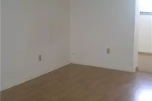 4300 Gulfstream Dr, Naples, FL 34112 - Photo 7