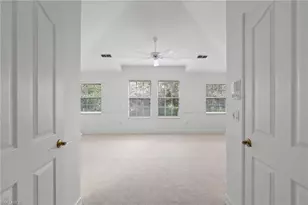 8196 Saratoga Dr, Naples, FL 34113 - Photo 25