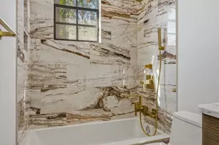 705 10th St S, Naples, FL 34102 - Photo 31