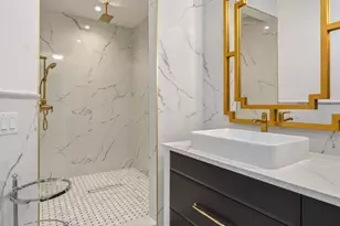 705 10th St S, Naples, FL 34102 - Photo 23