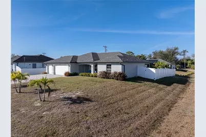 2210 NW 9th Pl, Cape Coral, FL 33993 - Photo 11