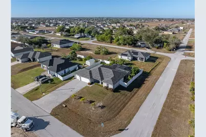 2210 NW 9th Pl, Cape Coral, FL 33993 - Photo 5