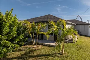 2210 NW 9th Pl, Cape Coral, FL 33993 - Photo 9