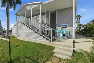 11291 Azalea Ln, Fort Myers Beach, FL 33931 - Photo 11