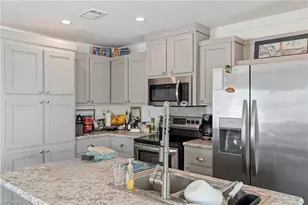 11291 Azalea Ln, Fort Myers Beach, FL 33931 - Photo 17