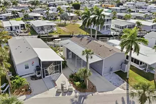 11291 Azalea Ln, Fort Myers Beach, FL 33931 - Photo 5