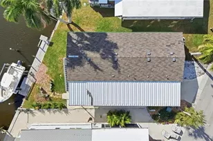 11291 Azalea Ln, Fort Myers Beach, FL 33931 - Photo 3