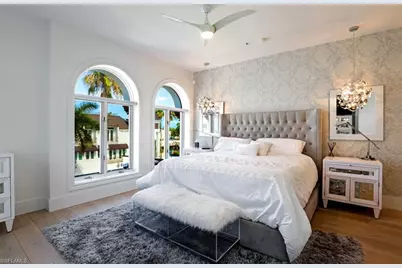 900 5th Ave S #303, Naples, FL 34102 - Photo 7