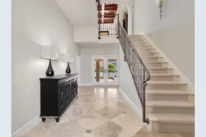 264 Bayview Ave, Naples, FL 34108 - Photo 7