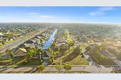 4015 Chiquita Blvd S, Cape Coral, FL 33914 - Photo 5