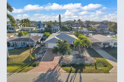 128 San Salvador St, Naples, FL 34113 - Photo 3