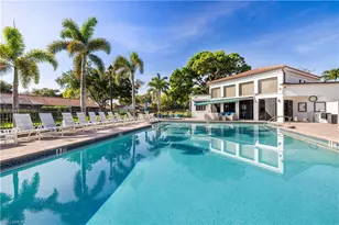 565 Beachwalk Cir, Naples, FL 34108 - Photo 21