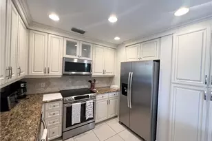 1033 Egrets Walk Cir, Naples, FL 34108 - Photo 5