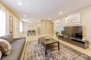 4605 Bayshore Dr, Naples, FL 34112 - Photo 3