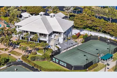 1331 Old Oak Ln, Naples, FL 34110 - Photo 9