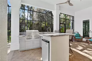 4810 Sycamore Dr, Naples, FL 34119 - Photo 7